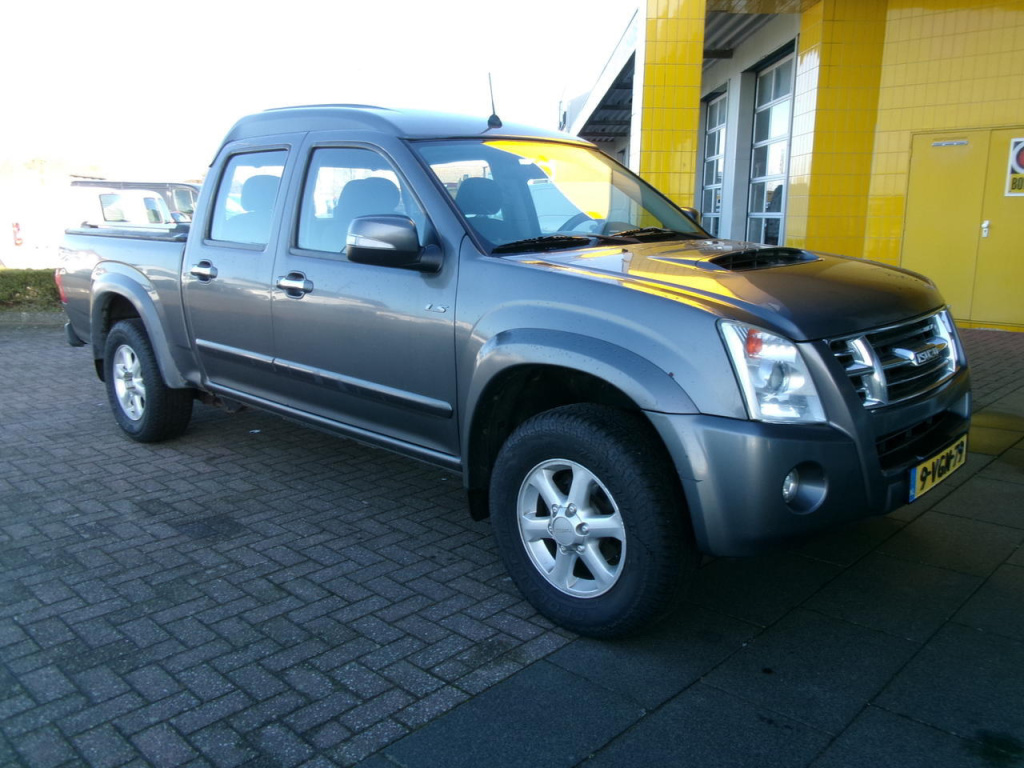 Isuzu D-max
