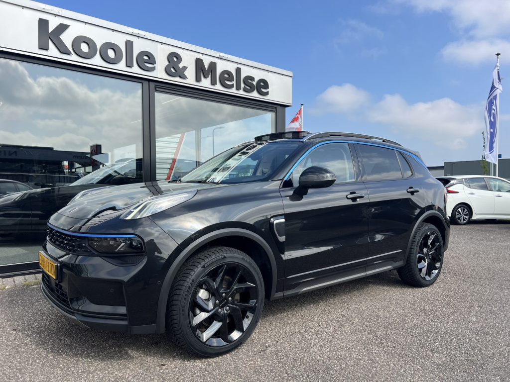 Lynk & Co 01