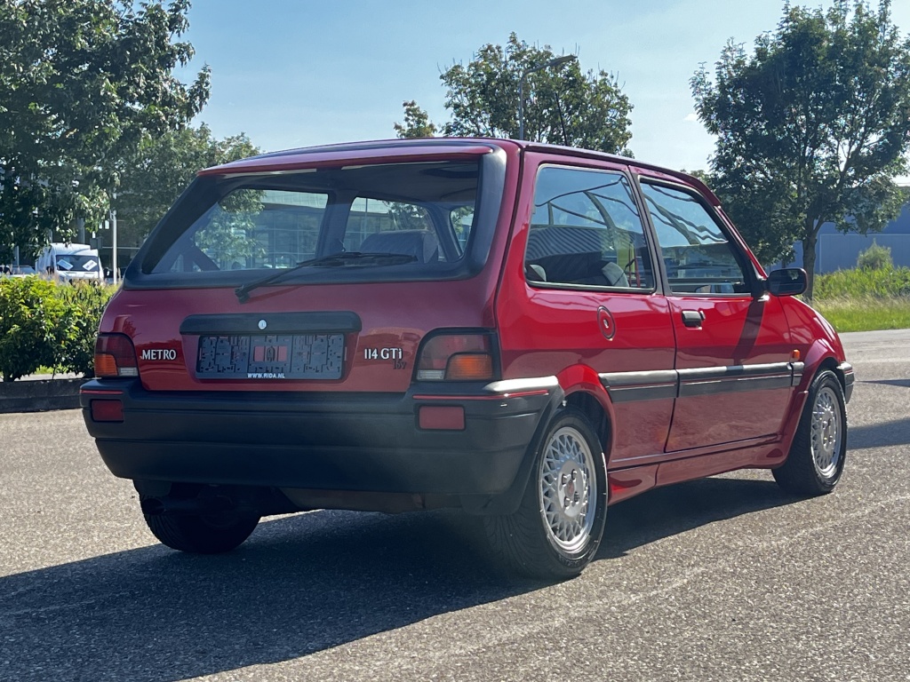 Rover 100