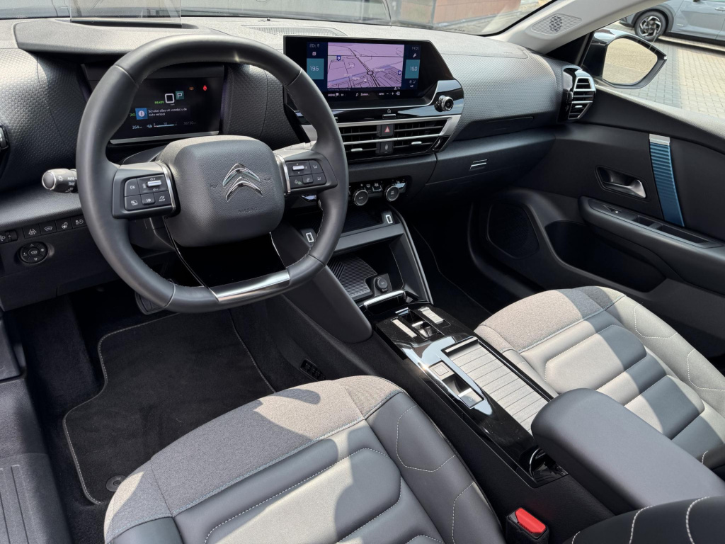 Citroen Ë-c4