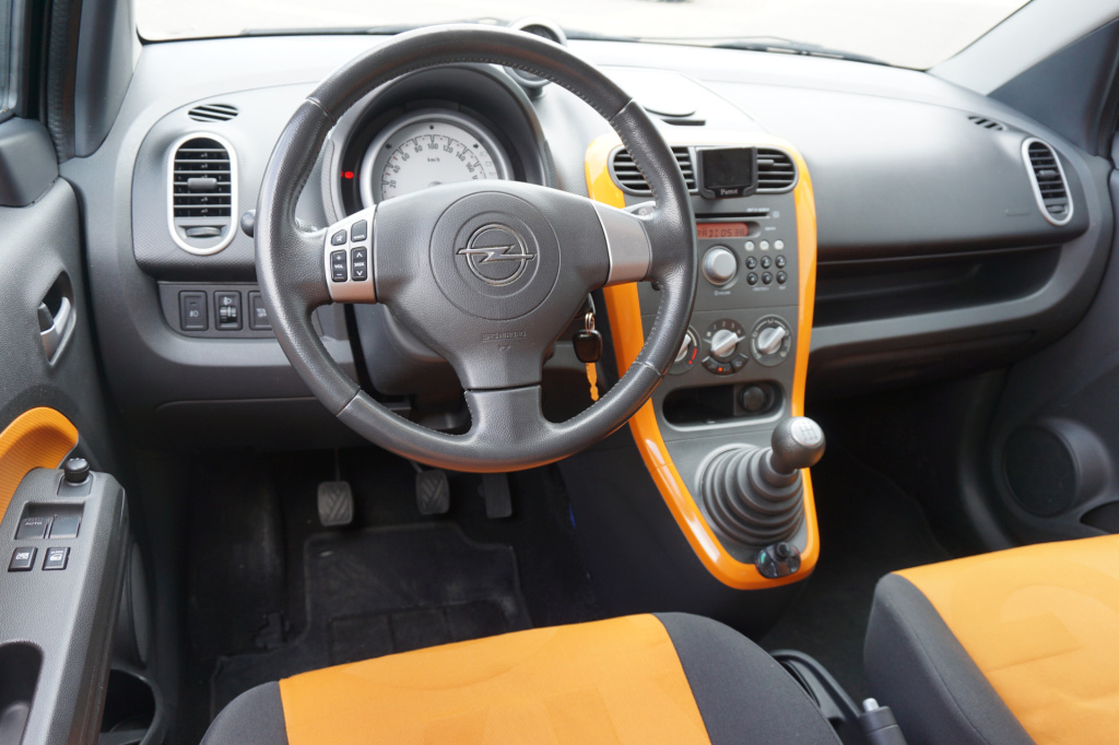 Opel Agila