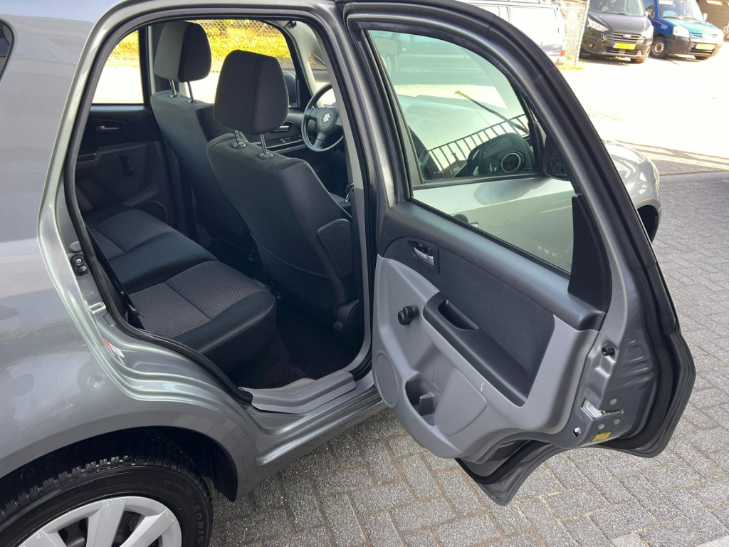 Suzuki Sx4