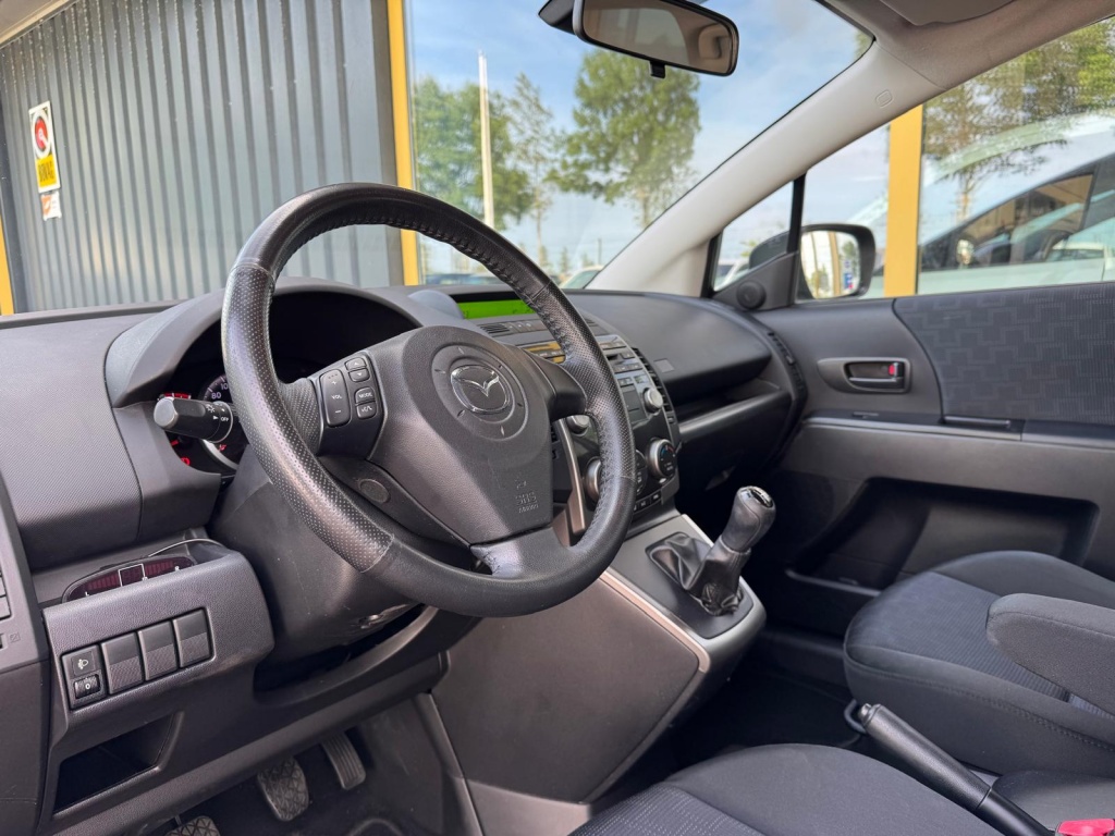 Mazda 5