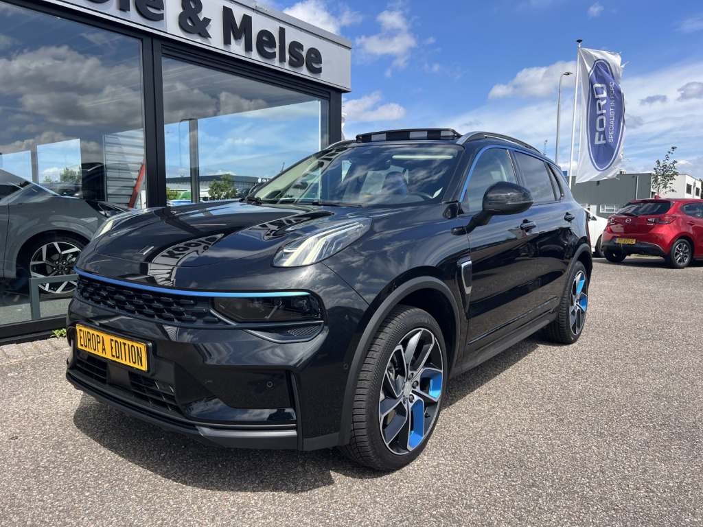 Lynk & Co 01
