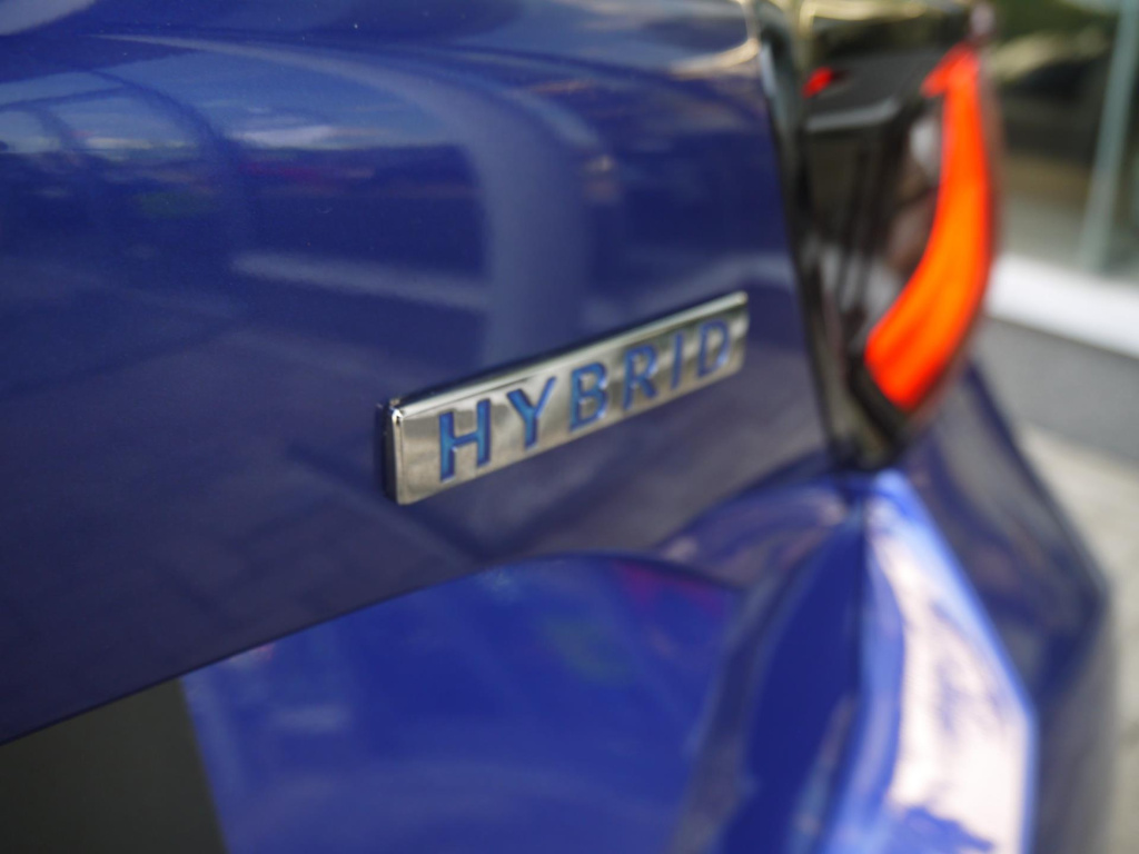 Mazda 2 Hybrid