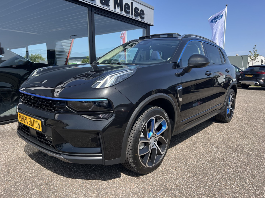 Lynk & Co 01