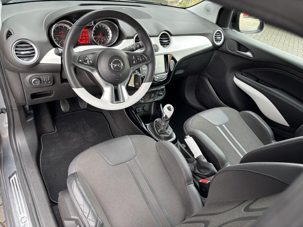 Opel Adam