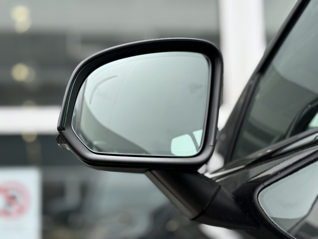Volvo Ex40