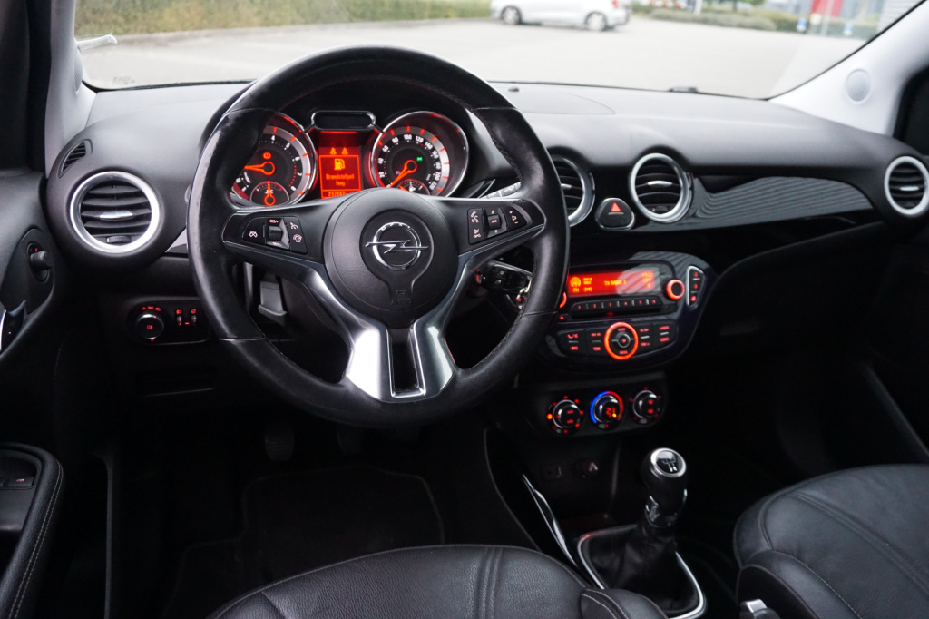 Opel Adam