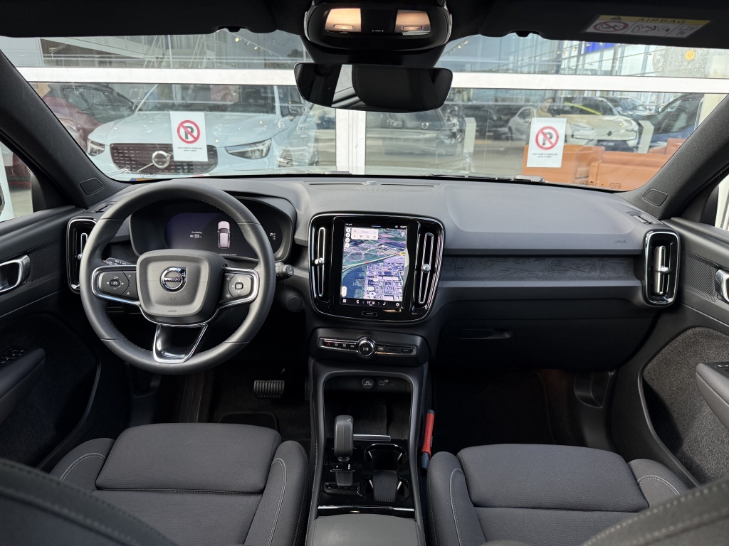 Volvo Ex40