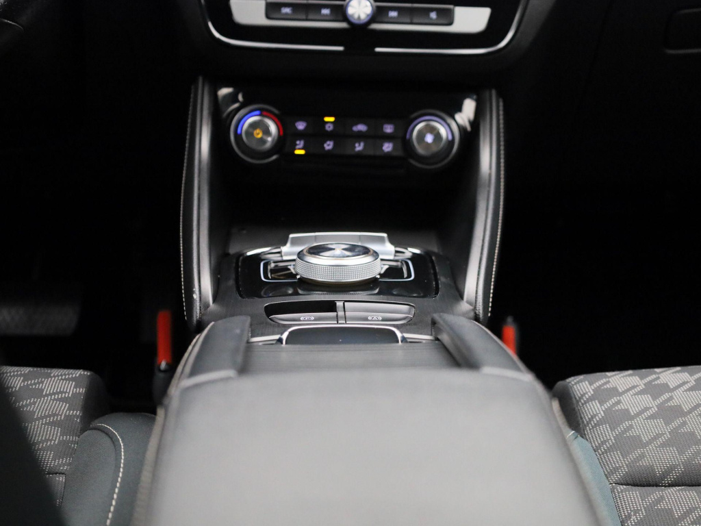 MG Zs Ev