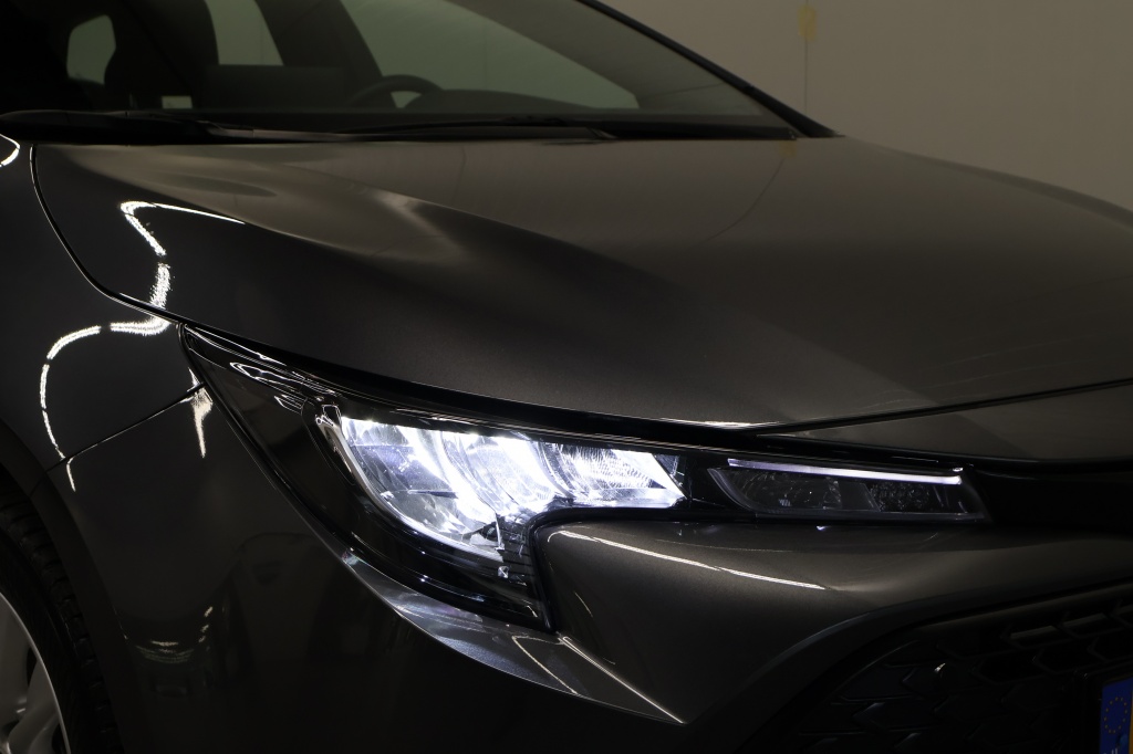 Toyota Corolla Touring Sports