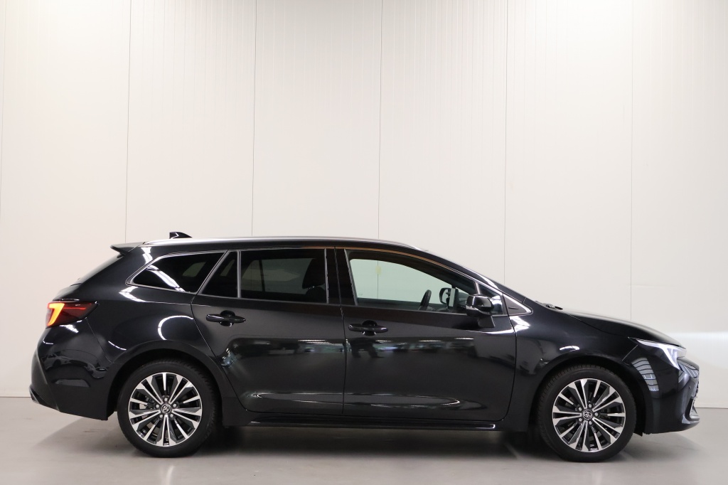 Toyota Corolla Touring Sports