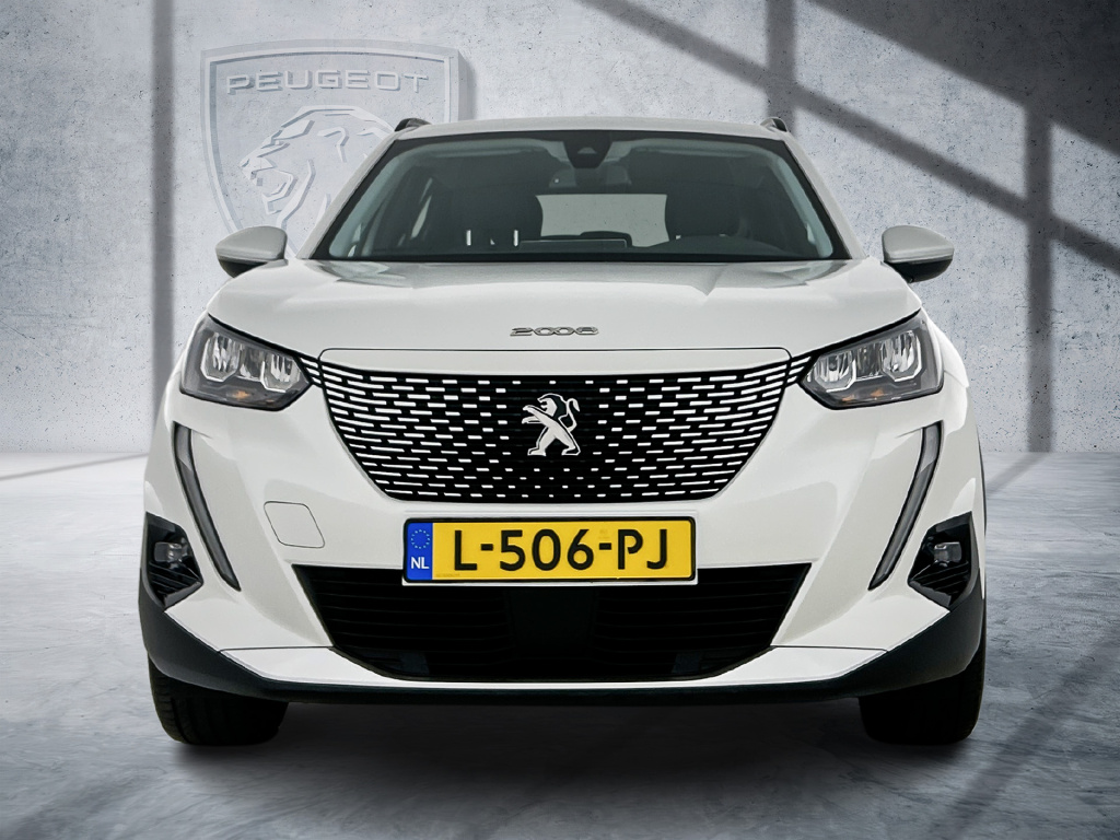 Peugeot E-2008