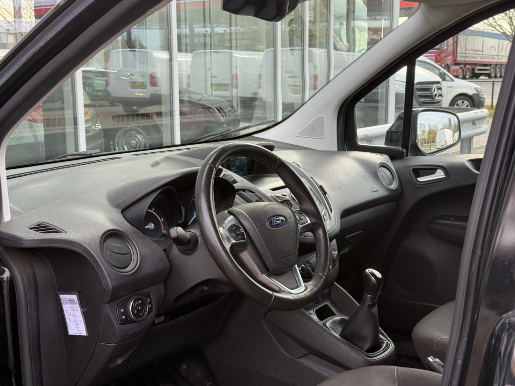 Ford Transit Courier