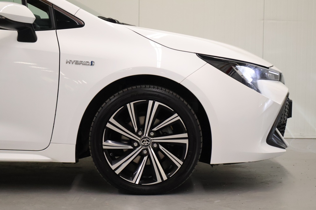 Toyota Corolla Touring Sports