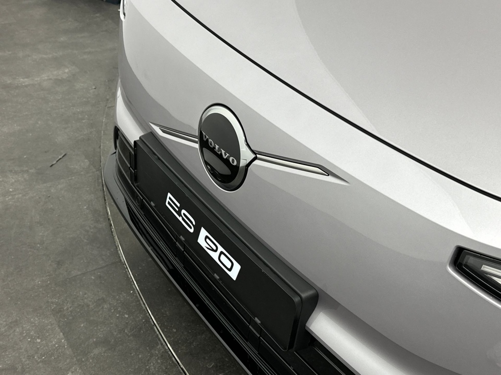 Volvo Es90