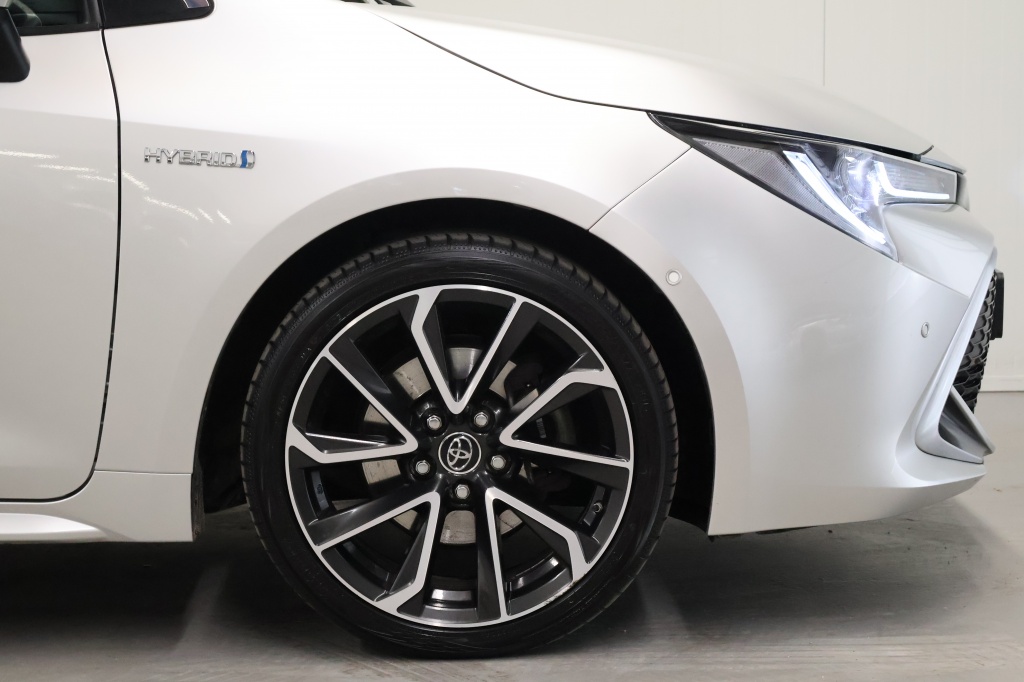 Toyota Corolla Touring Sports