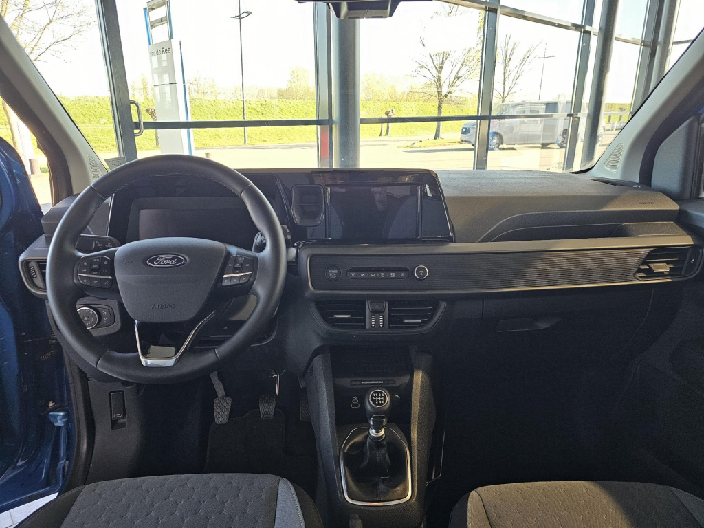 Ford Transit Courier