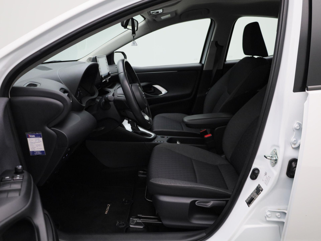 Mazda 2 Hybrid