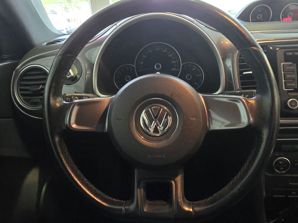 Volkswagen New Beetle