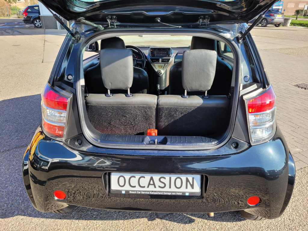 Toyota Iq