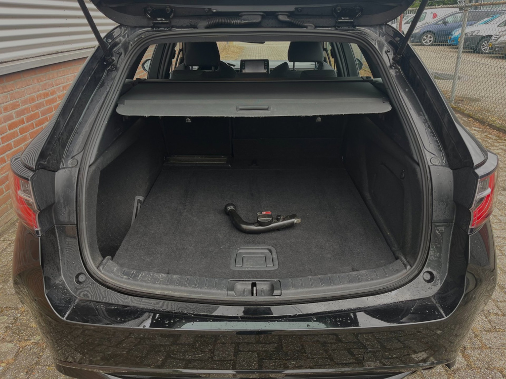 Toyota Corolla Touring Sports