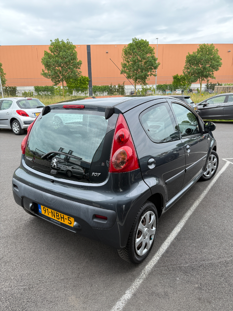 Peugeot 107