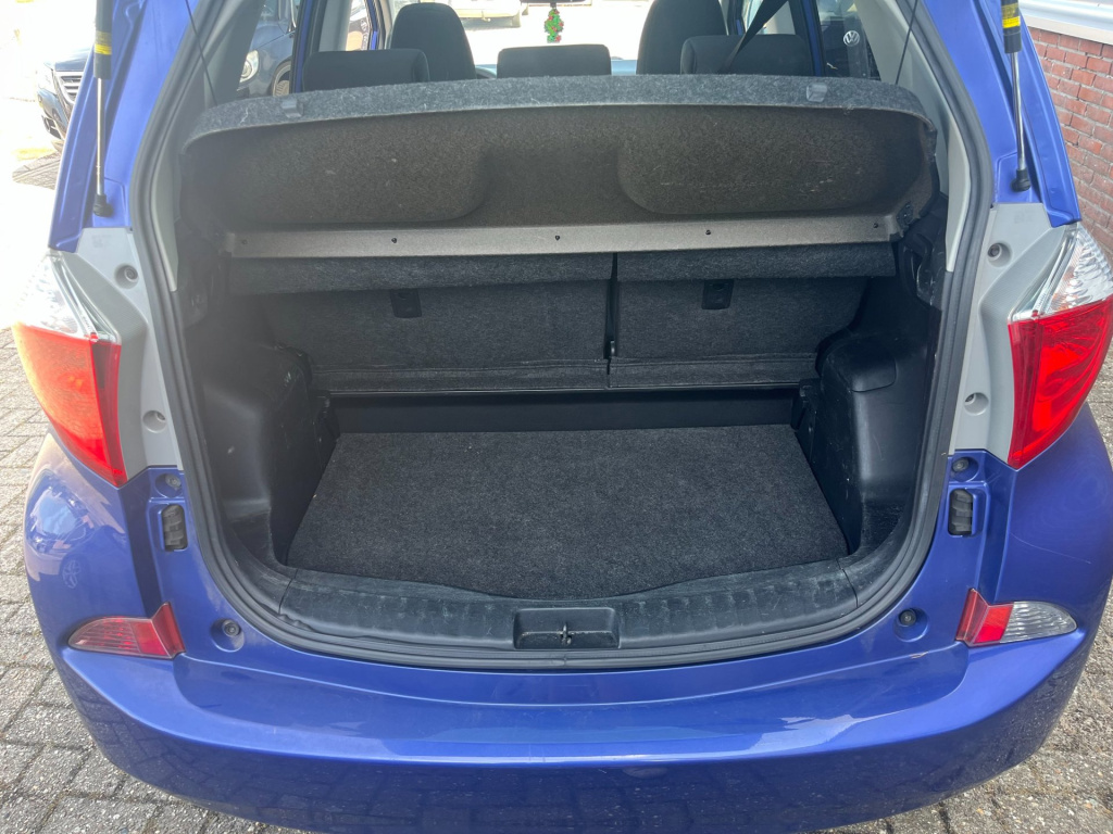 Toyota Verso-s