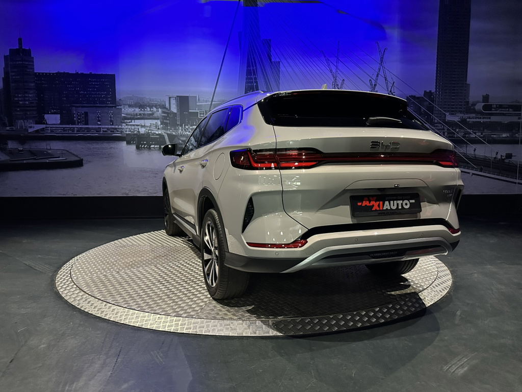 Byd Seal U