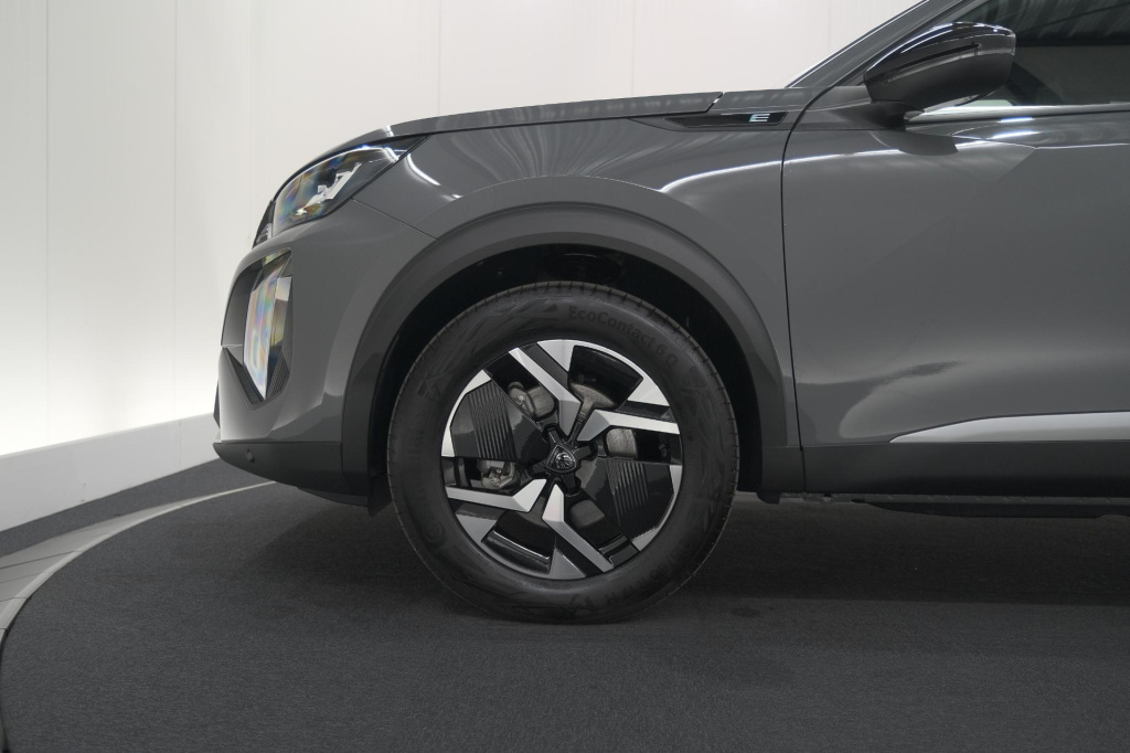 Peugeot E-2008