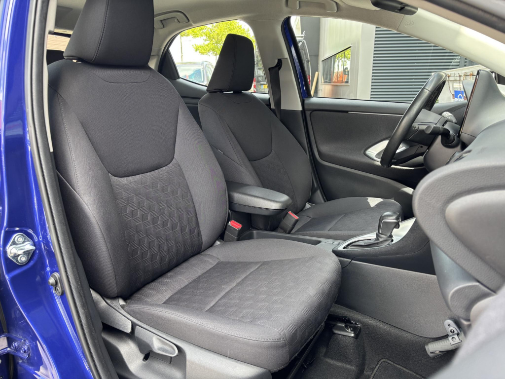 Mazda 2 Hybrid