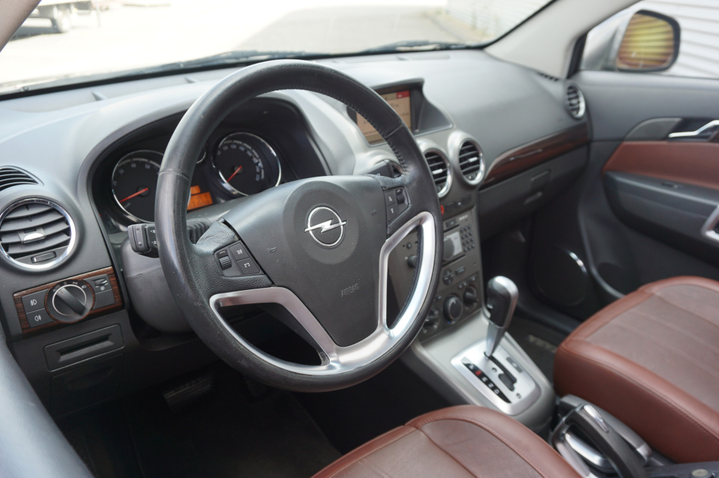 Opel Antara