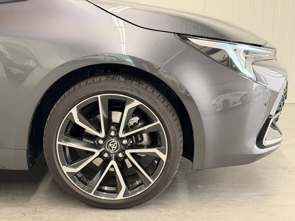Toyota Corolla Touring Sports