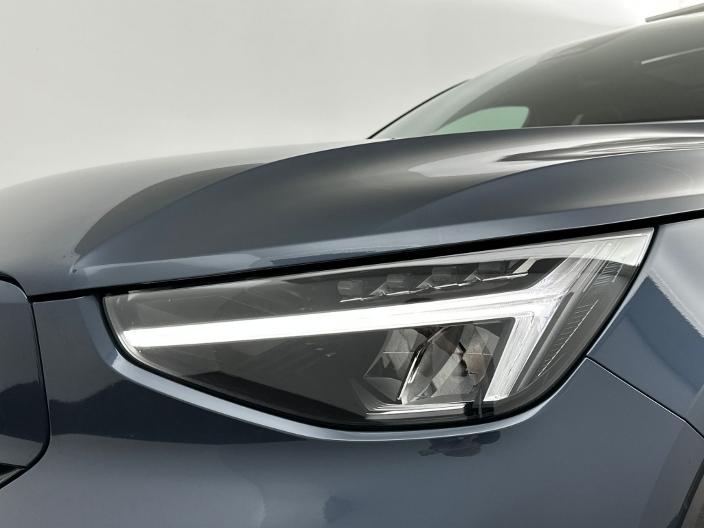 Volvo Ex40