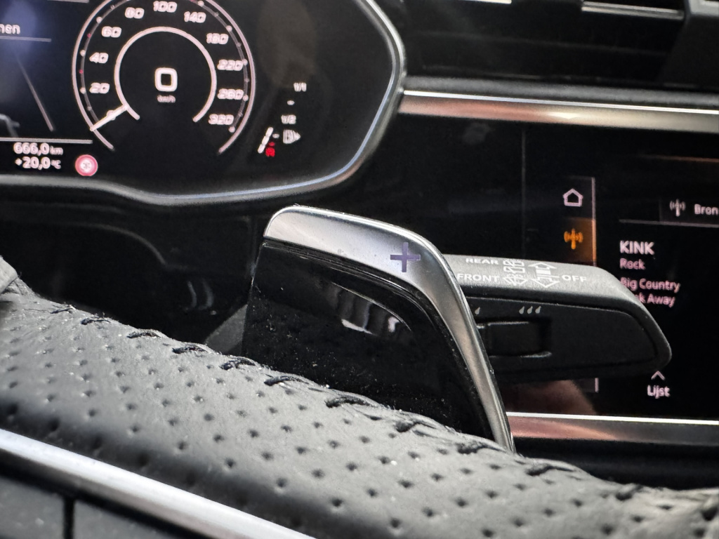 Audi Rsq3
