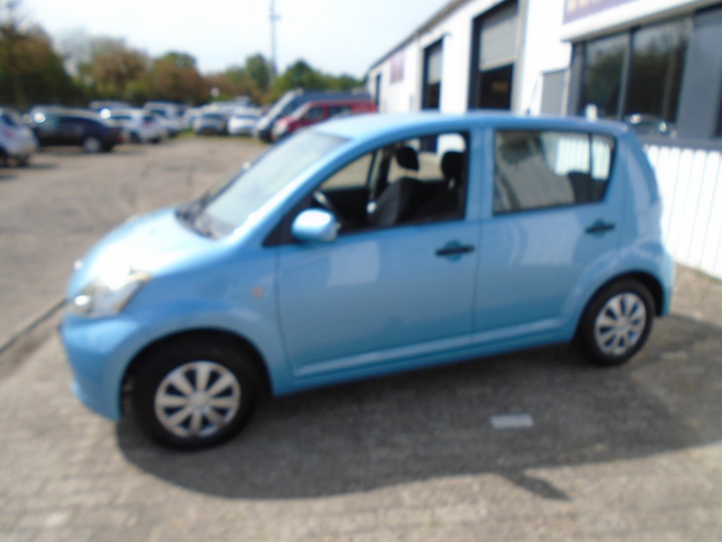 Daihatsu Sirion