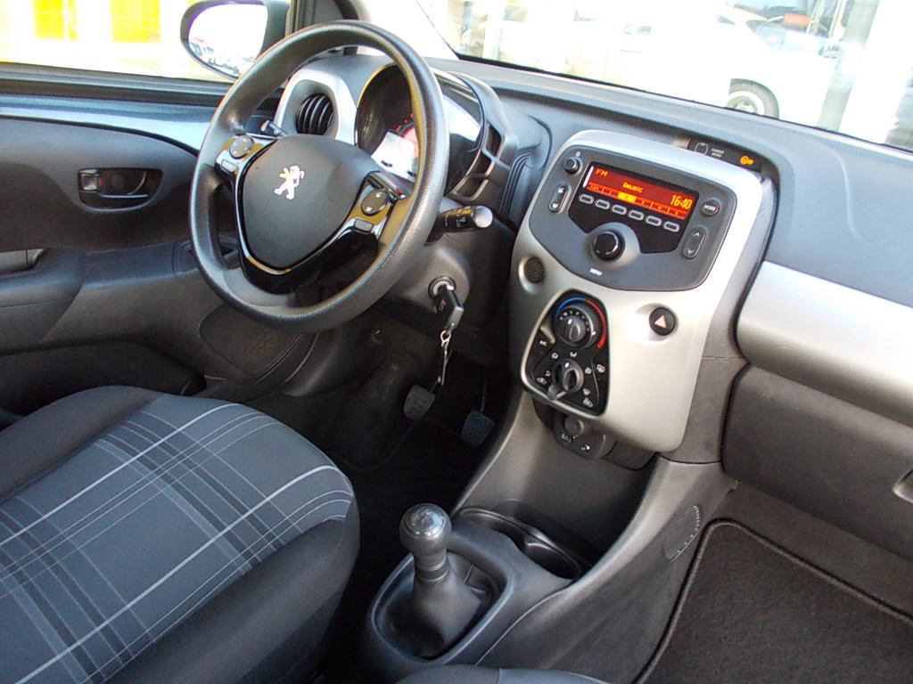 Peugeot 108