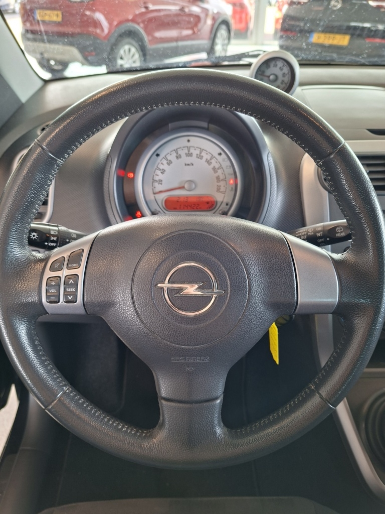 Opel Agila