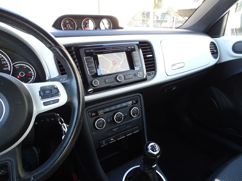 Volkswagen New Beetle