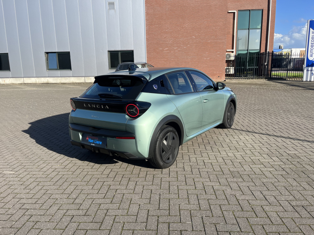 Lancia Y(psilon)