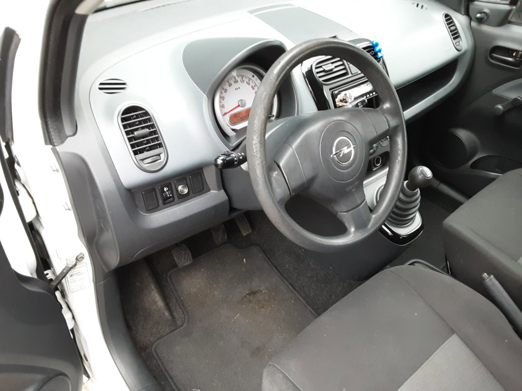 Opel Agila