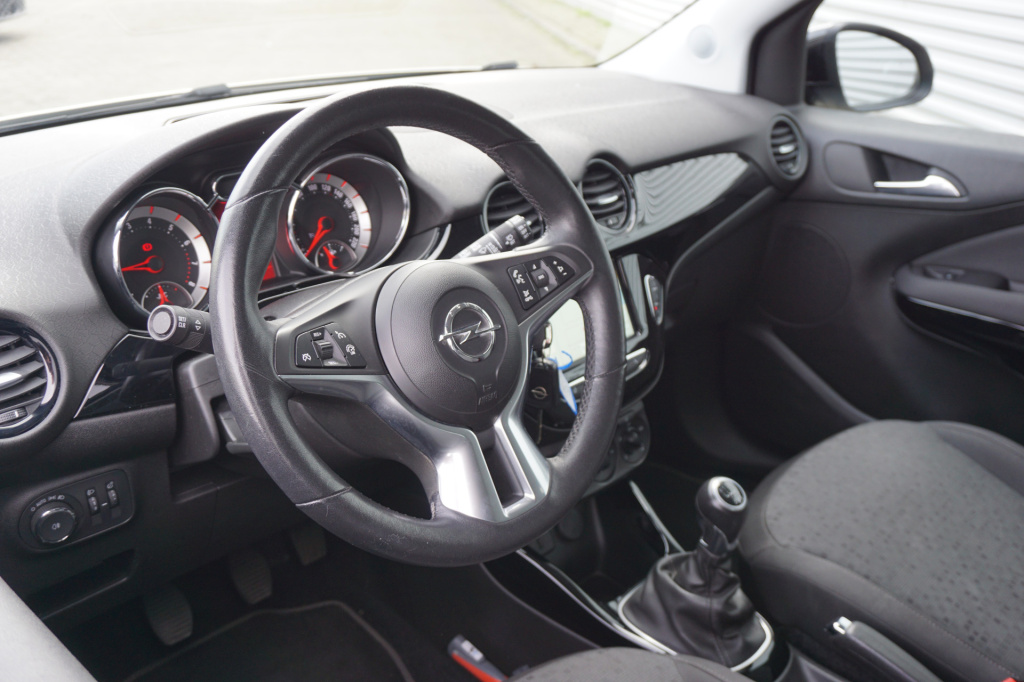Opel Adam