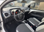 Toyota Aygo 1.0 vvt-i x-play | 1ste eigenaar | navi | apple carplay | achter