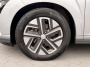 Hyundai Kona ev premium 64 kwh 3 fase | luxe uitvoering | navigatie | hud | leder