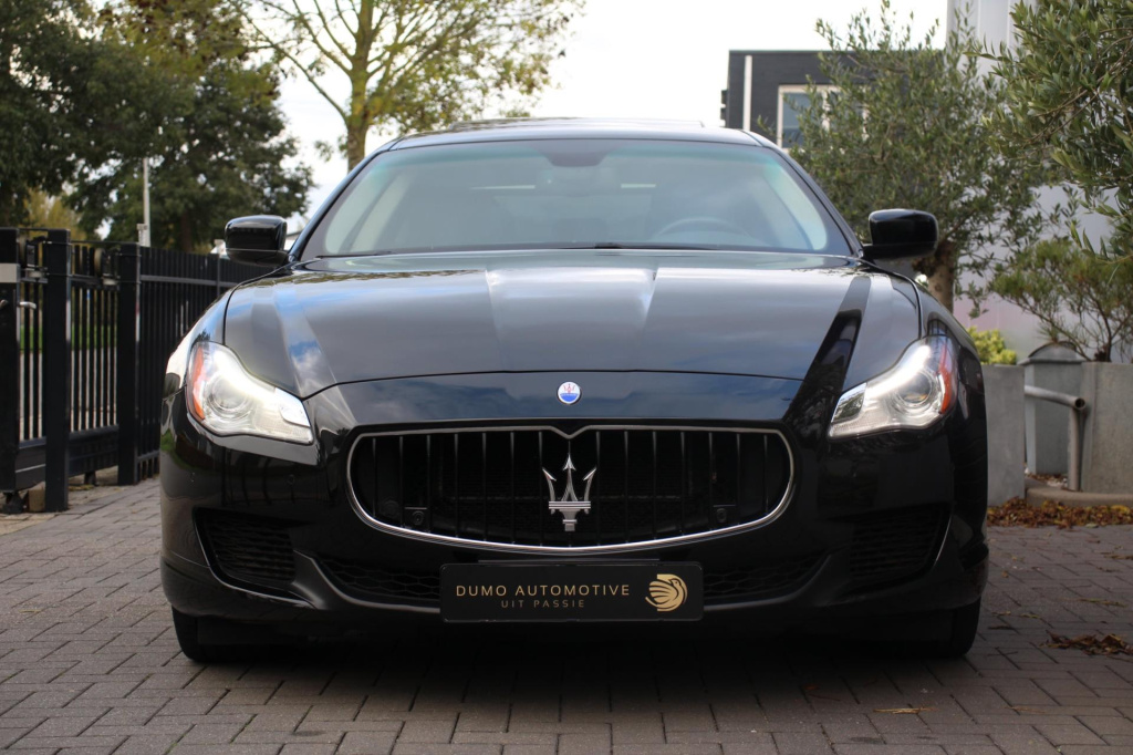 Maserati Quattroporte