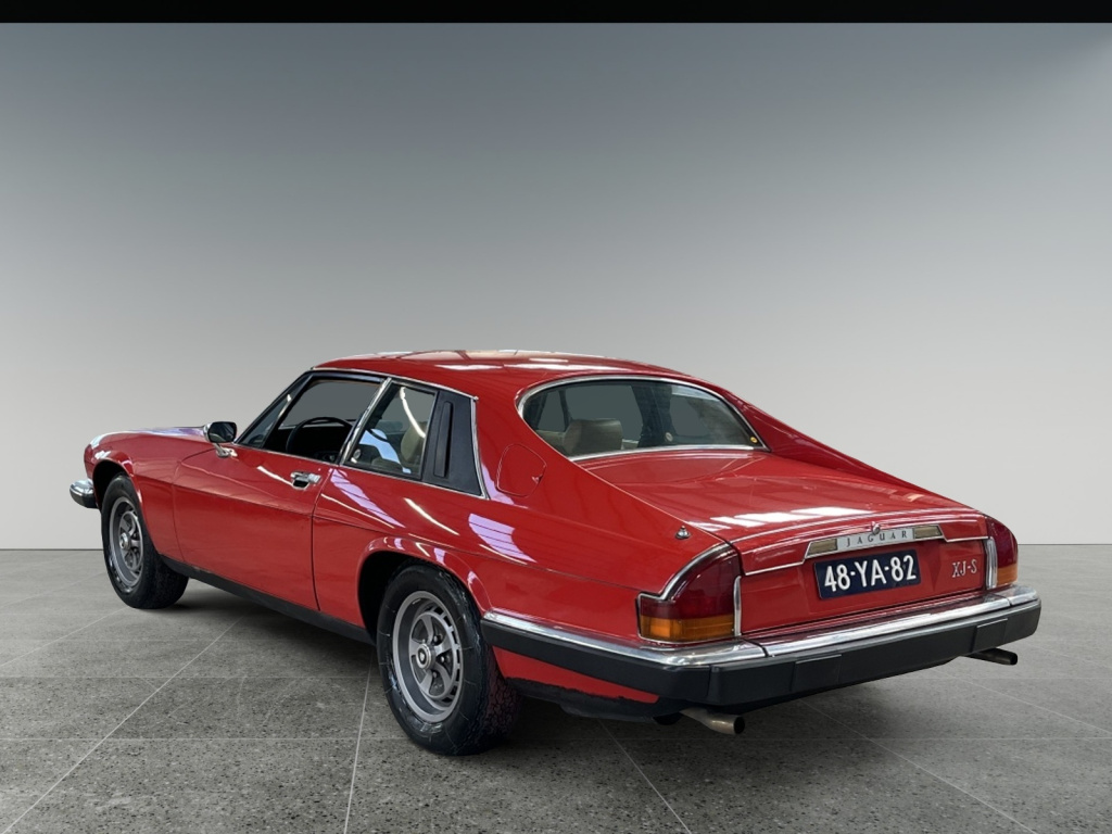 Jaguar Xj