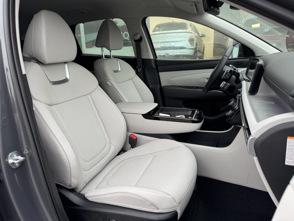 Hyundai Tucson Hybrid