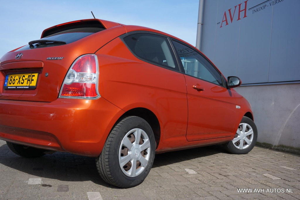 Hyundai Accent
