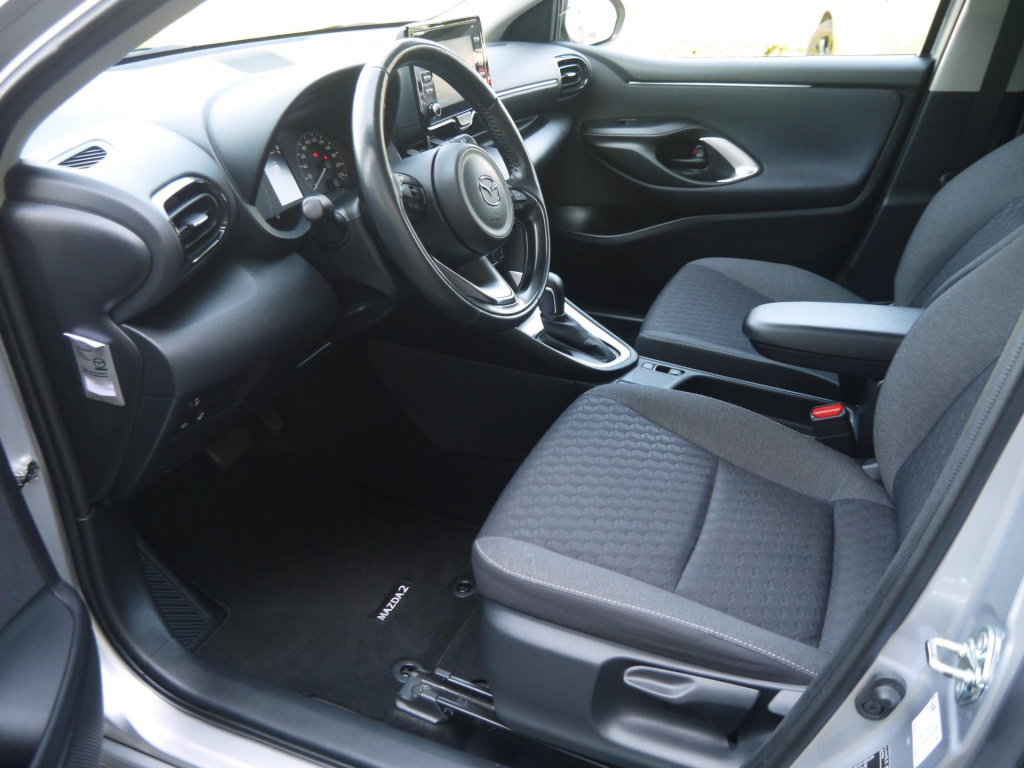 Mazda 2 Hybrid